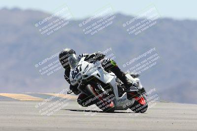 media/Apr-20-2025-CVMA (Sun) [[39090e8767]]/Race 9-Formula LW Twins Shootout/